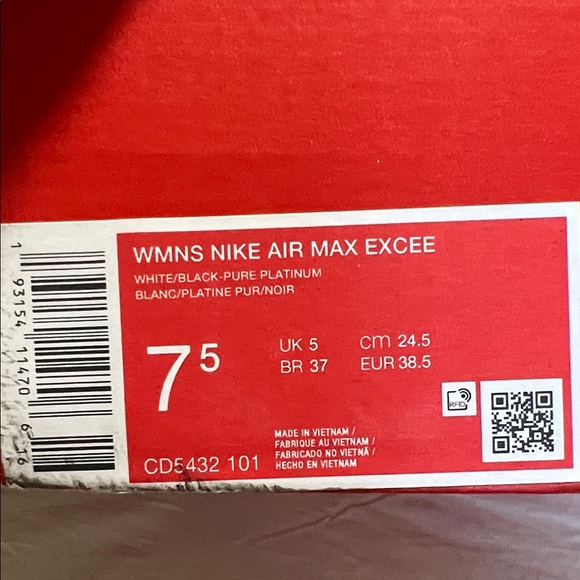 Nike Air Max Excee Womens Neakers - Picture 2 of 7